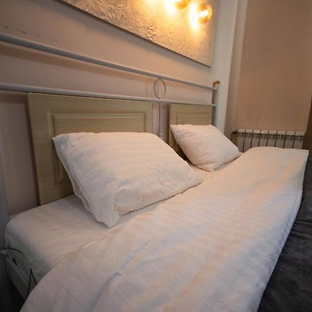 Kyiv Rouge Apartment Kültér fotó